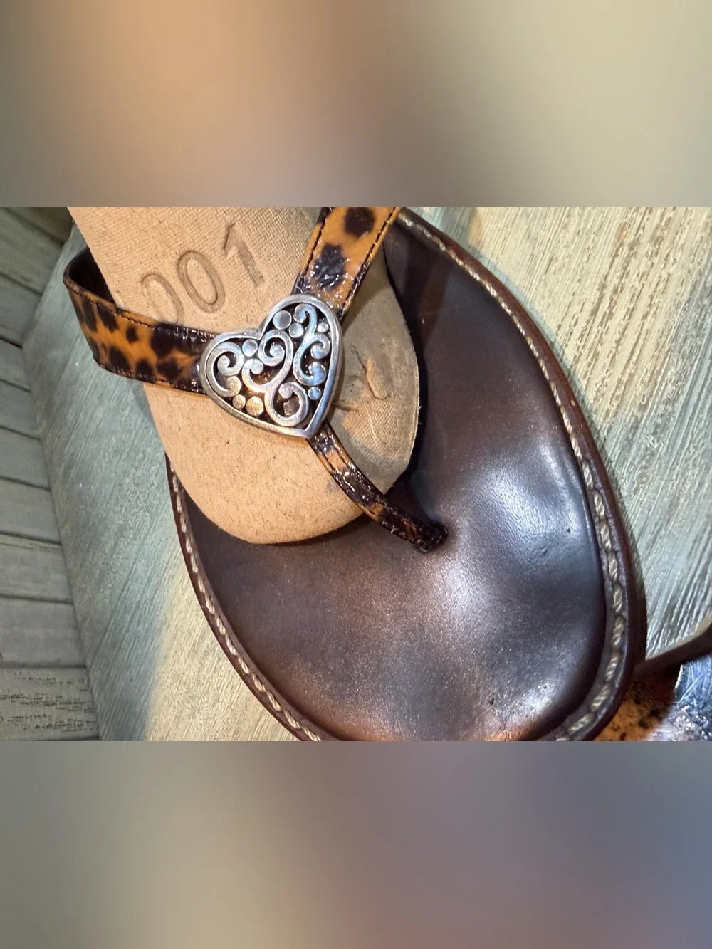 Brighton Leopard Print Thong Sandals - Brown 11M - Picture 4 of 10